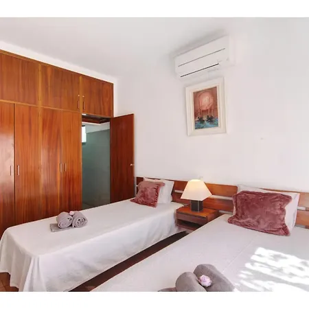 Casa Mila - Sunny Way By Interhome بيت للعطل *